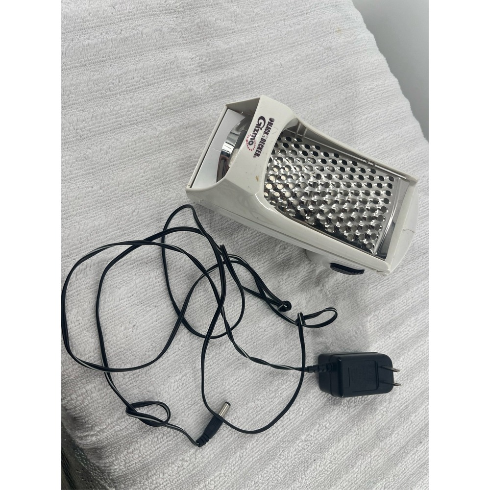 Black & Decker Gizmo Cordless Handheld Grater White GG200 with Charger